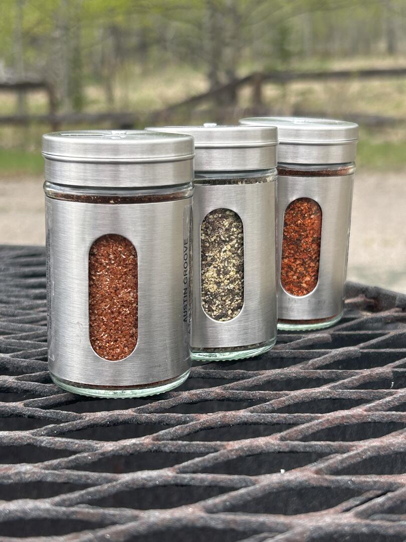 Premium Glass Spice Shakers With Rubs & Gourmet Seasonings