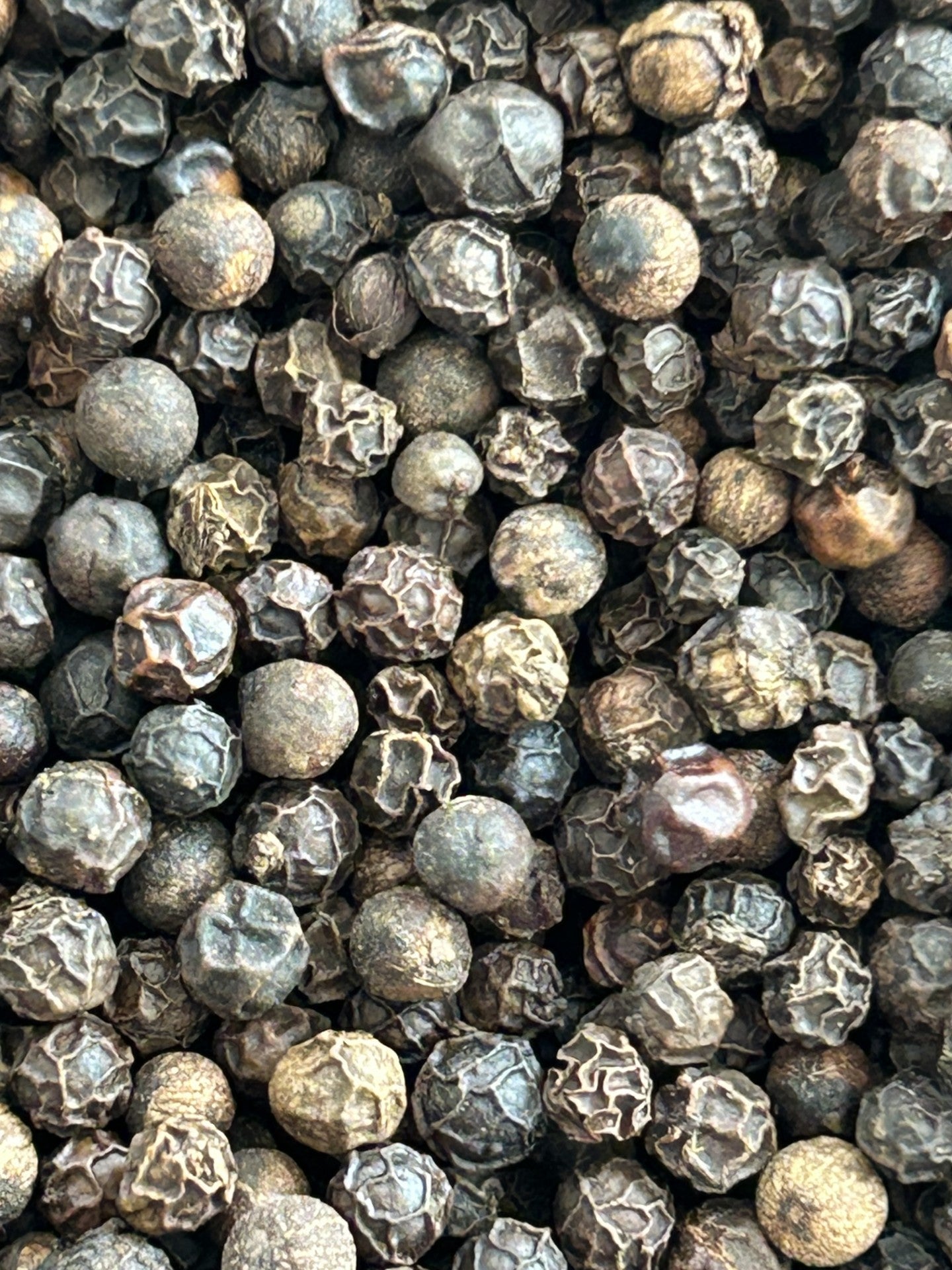 Smoked Black Peppercorns - Premium Flavor for Your Dishes