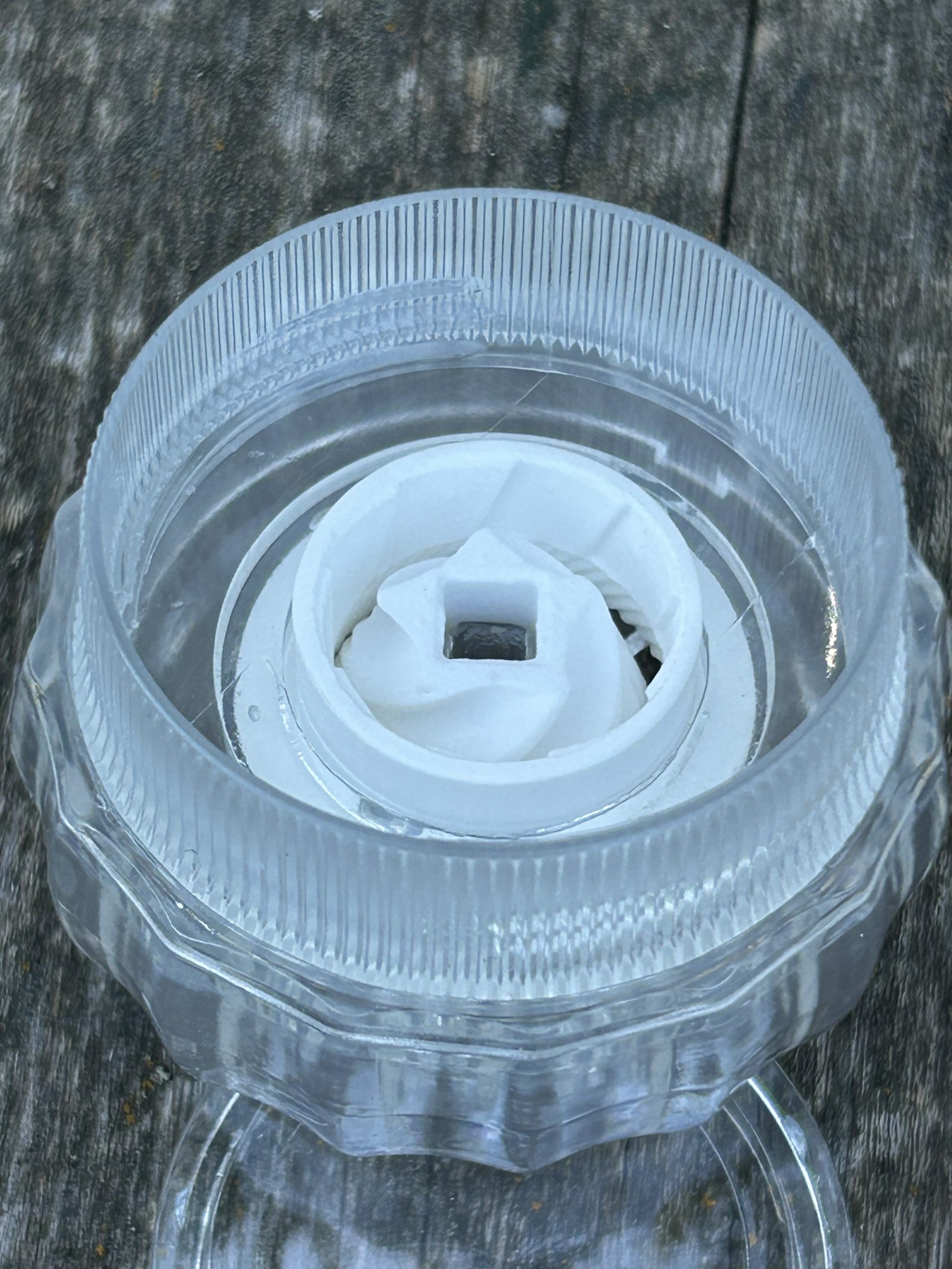 Maas BBQ quality durable ceramic grinder with a transparent plastic top, designed for unique gourmet spices. 