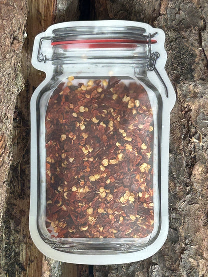 Mason Jar Bag with Maas BBQ smoked Red Pepper, a unique foodie gift made in Alberta Canada, perfect for cooking, BBQ recipes, and Canada’s favorite smoked spice.